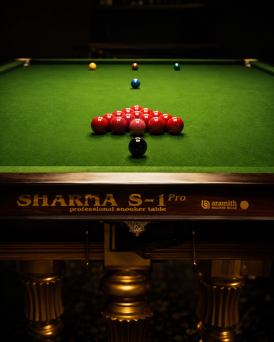 Sharma S-1 Pro. Aramith balls.